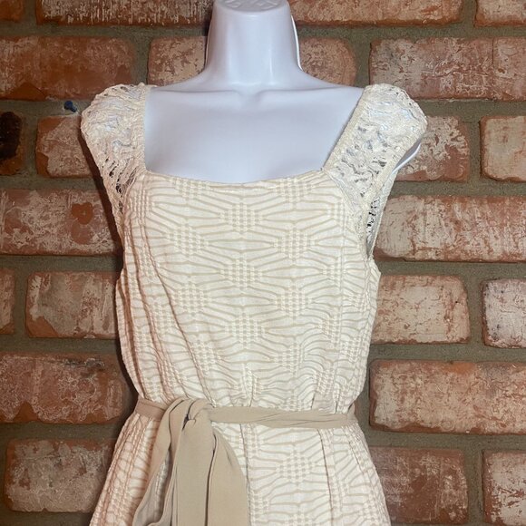 C. Luce Cream Lace Textured Dress NWOT Size M - Picture 2 of 11